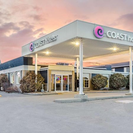 Coast Swift Current Hotel Exterior foto
