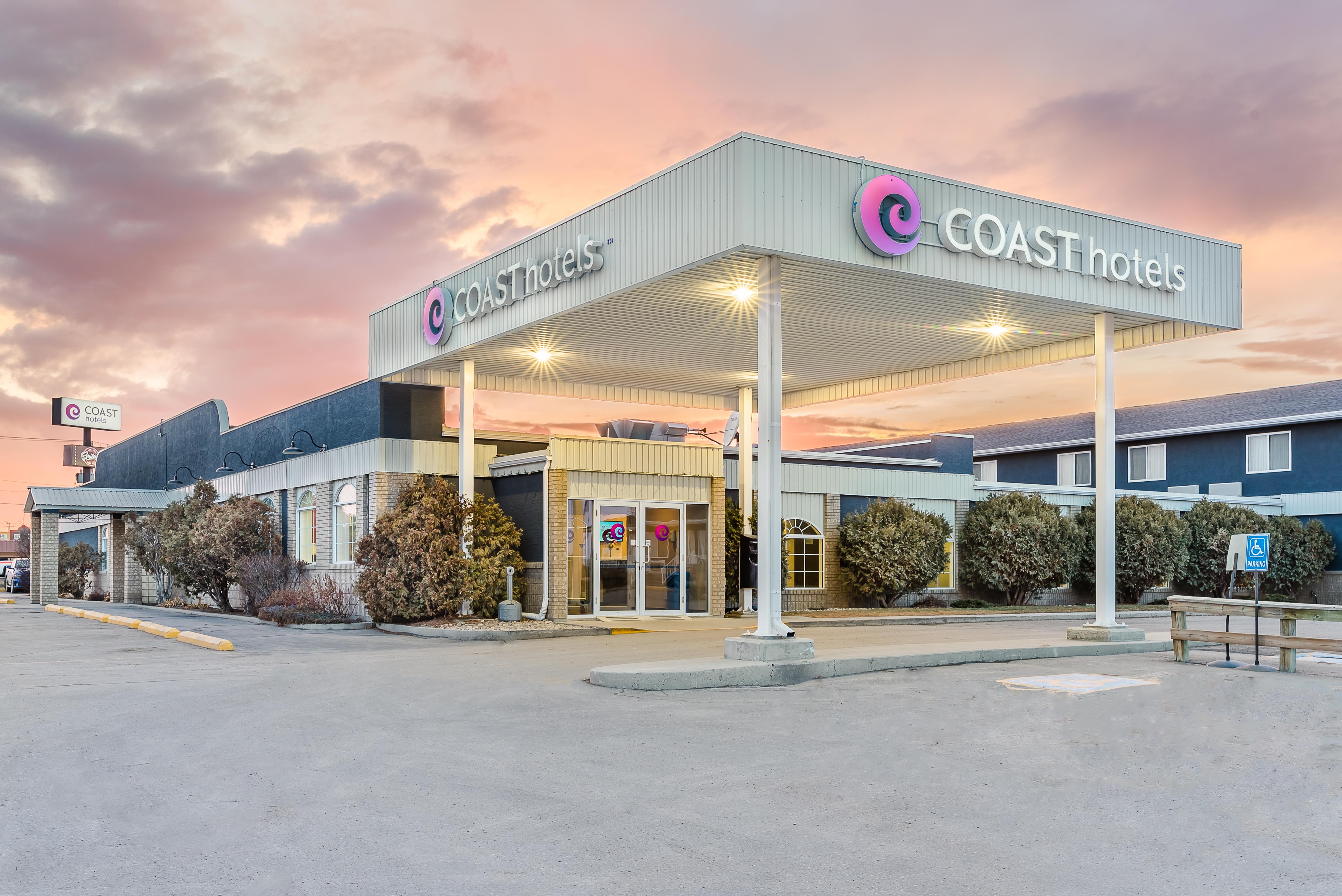 Coast Swift Current Hotel Exterior foto